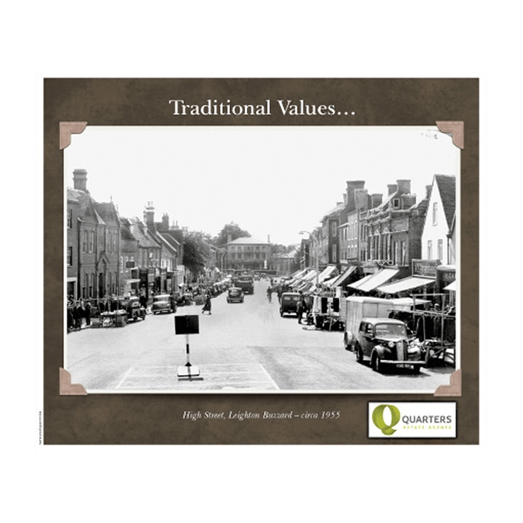 Historical postcard of Leighton Buzzard High Street